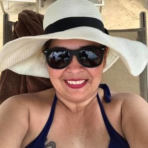 Meet your Posher, Dolores